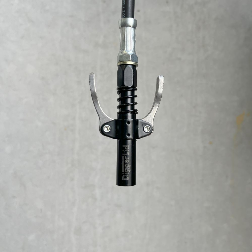 Quick Release Grease Coupler - DiggerLid