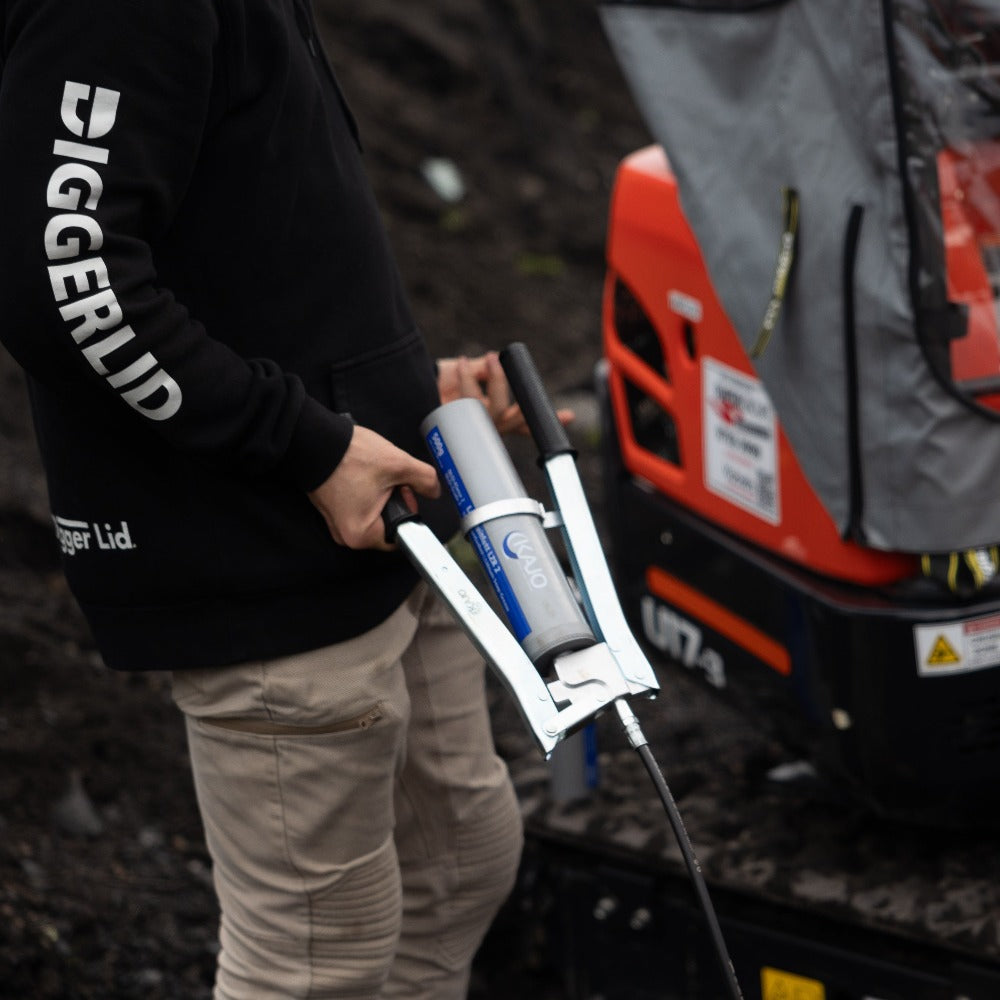 KAJO - Two Handed Grease Gun - Digger Lid