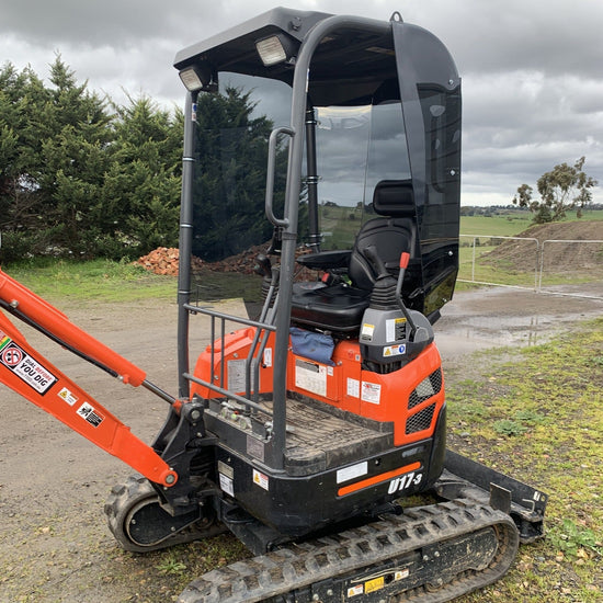 Digger Shield - Kubota - polycarbonate panel
