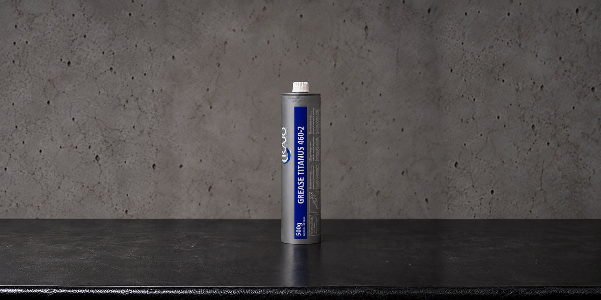 Features — Screw Top Grease Tube